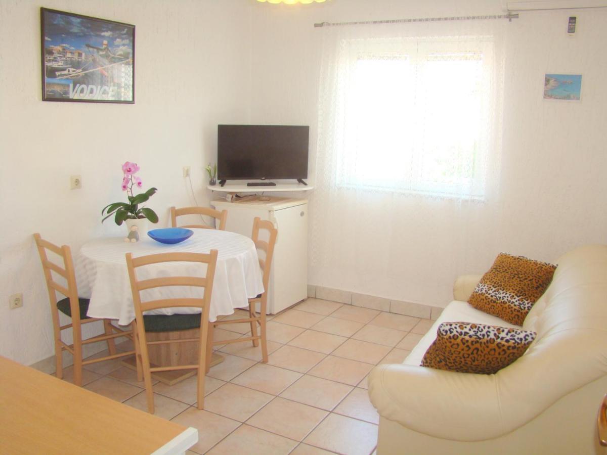 Apartments Ruza Vodice Rum bild