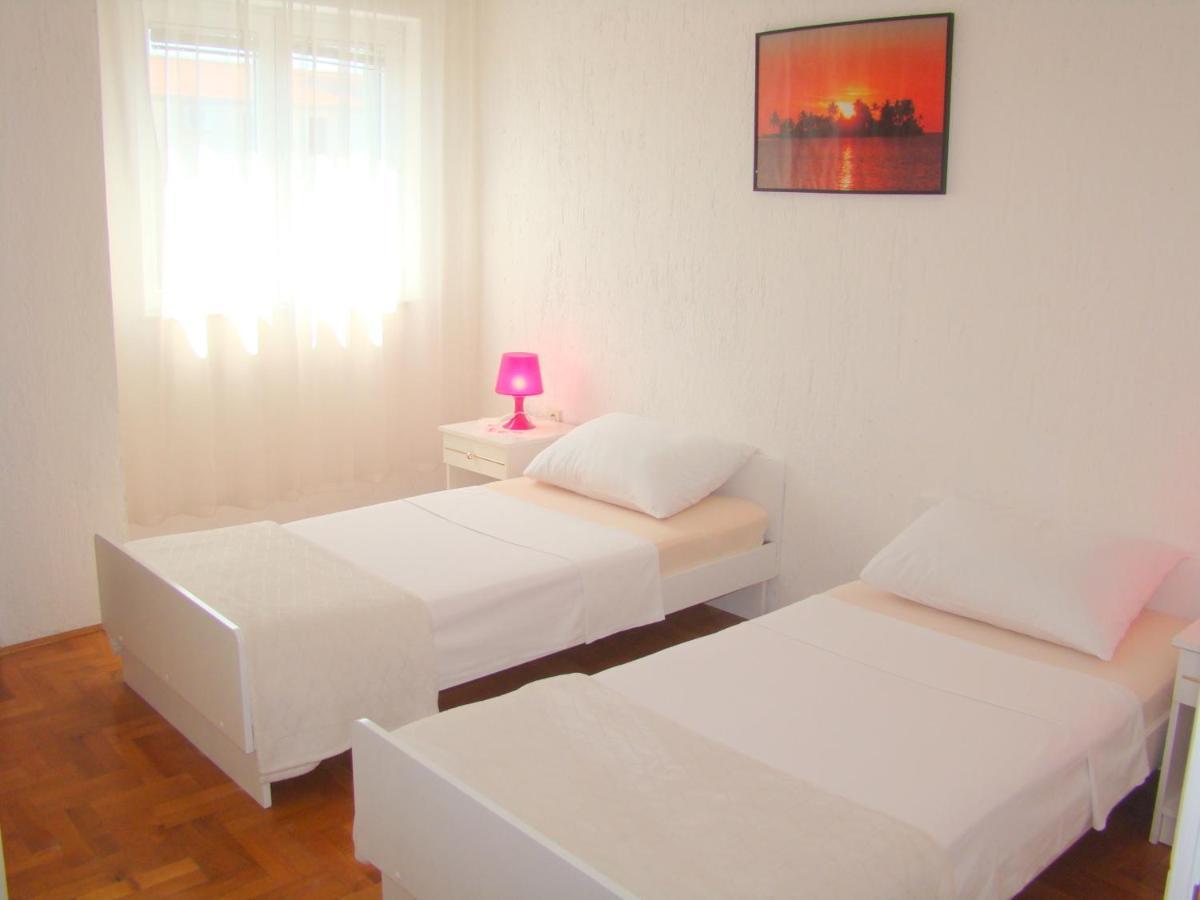Apartments Ruza Vodice Exteriör bild