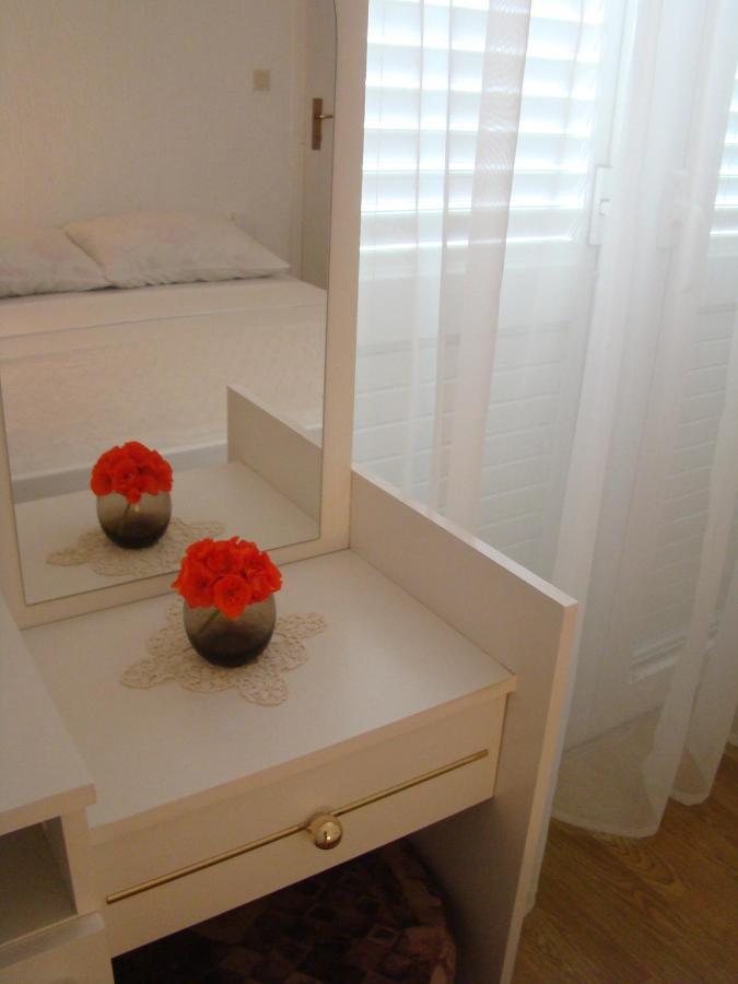 Apartments Ruza Vodice Exteriör bild